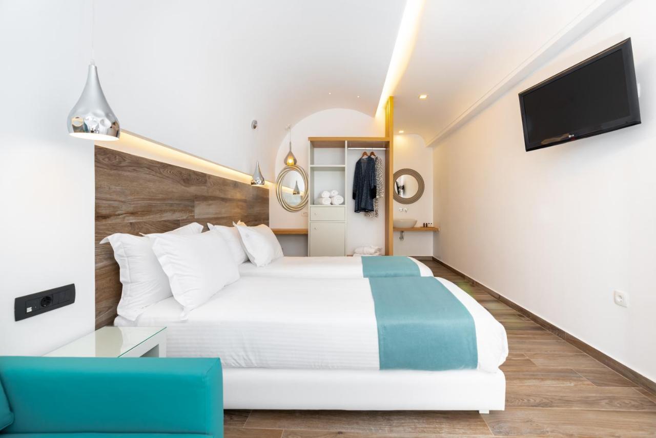 Deluxe Hotel Santorini Fira  Room photo